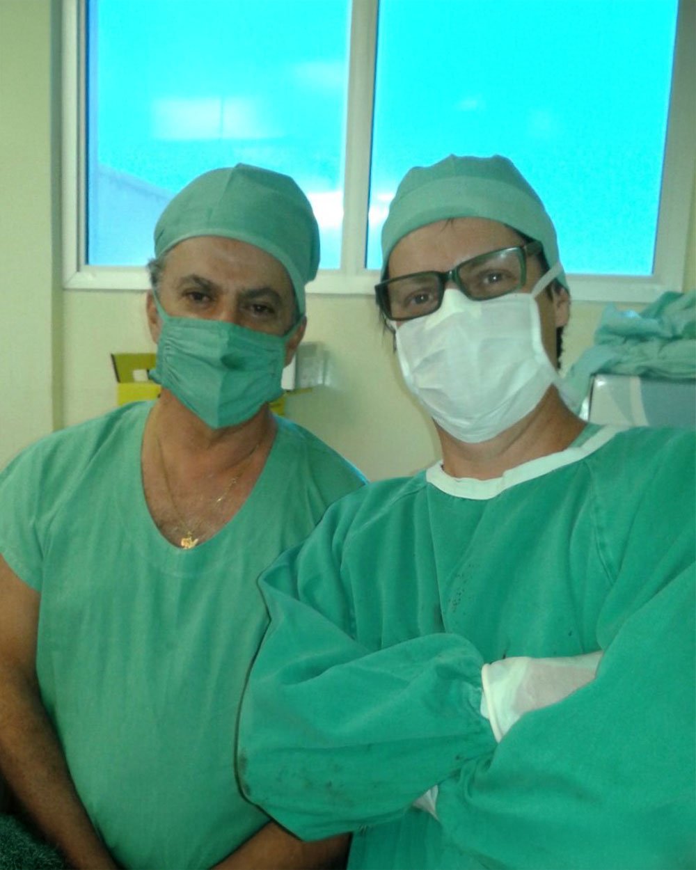 Foto Com O Amigo Anestesiologista Prof Dr Fernando Carneiro No Instituto Vivre-Cirurgia Plástica E Dermatologia. Goiânia, 2012